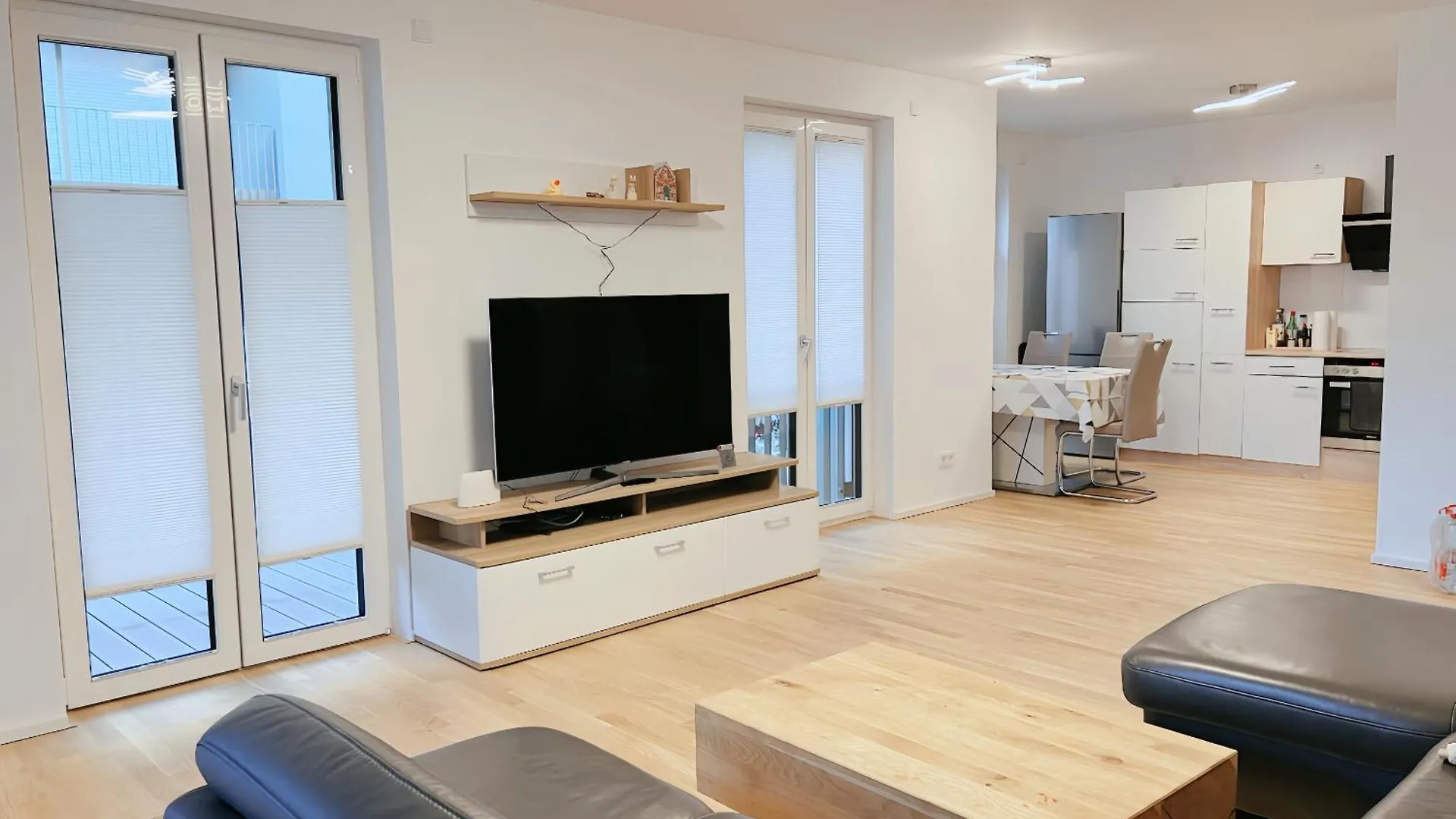 Moden Apartment In Central Cologne With Free Parking