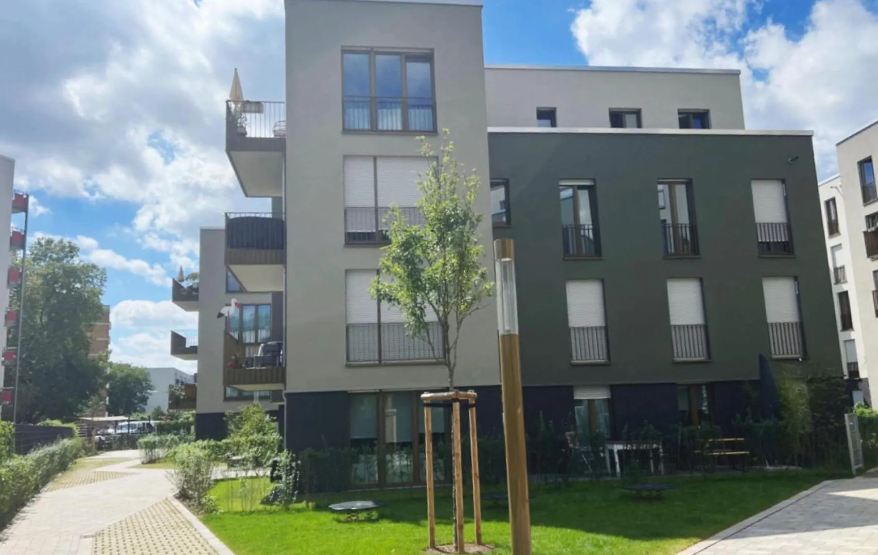 Moden Apartment In Central Cologne With Free Parking